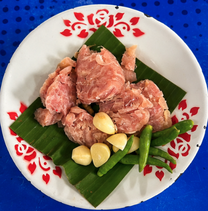 แหนมห่อ(ดิบ) ร้านฮ้านถึงเชียงใหม่